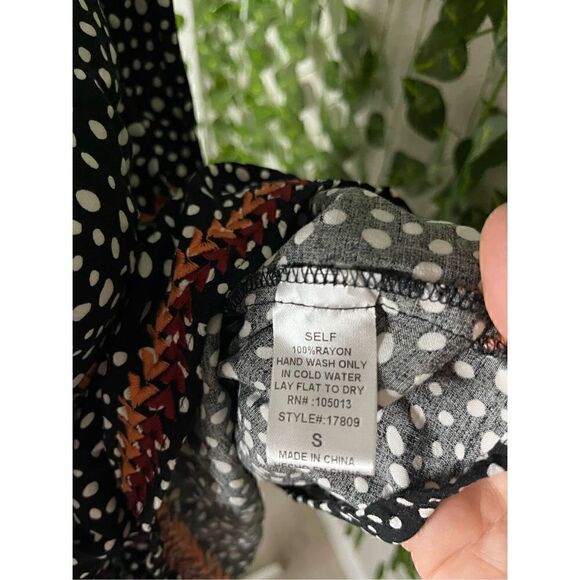 Savanna Jane Embroidered Top - Picture 6 of 6